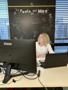 marie coworker poule qui mue